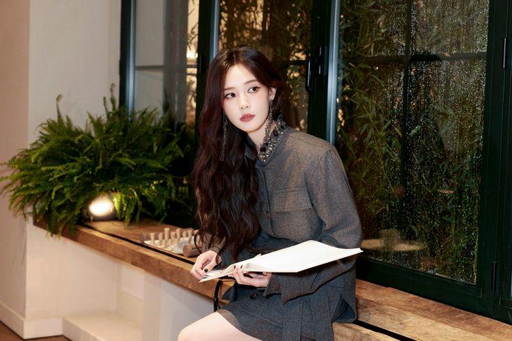  Li Yi Tong 李一桐